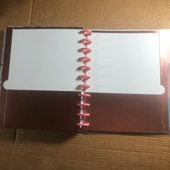 Happy Planner BIG 18 month Faith Planner July 2021-December 2022 - Picture 7 of 15